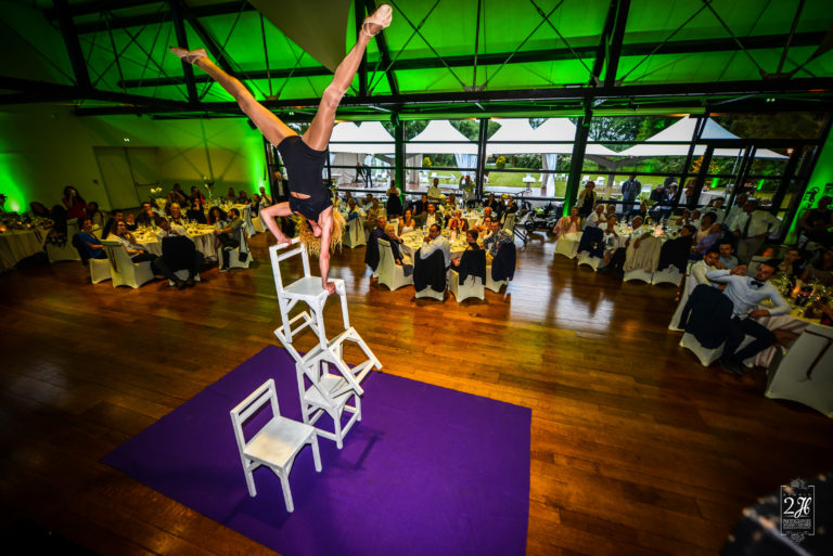 acrobate - prestation artistique lors d'un mariage à Strasbourg